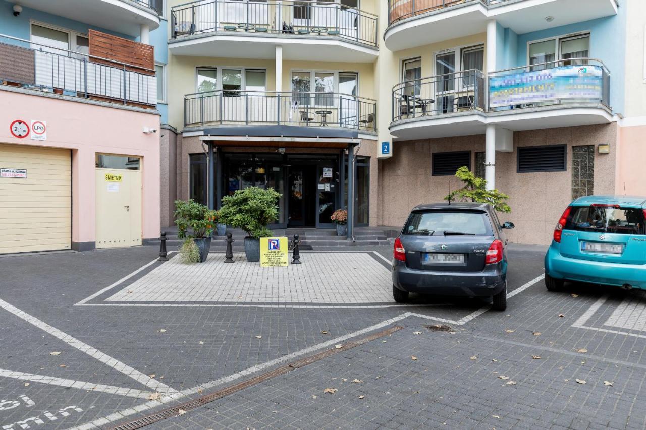 Spacerowa With Parking By Renters Apartment Kolberg