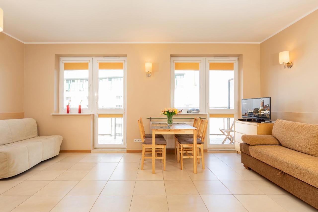 Spacerowa With Parking By Renters Apartment Kolberg